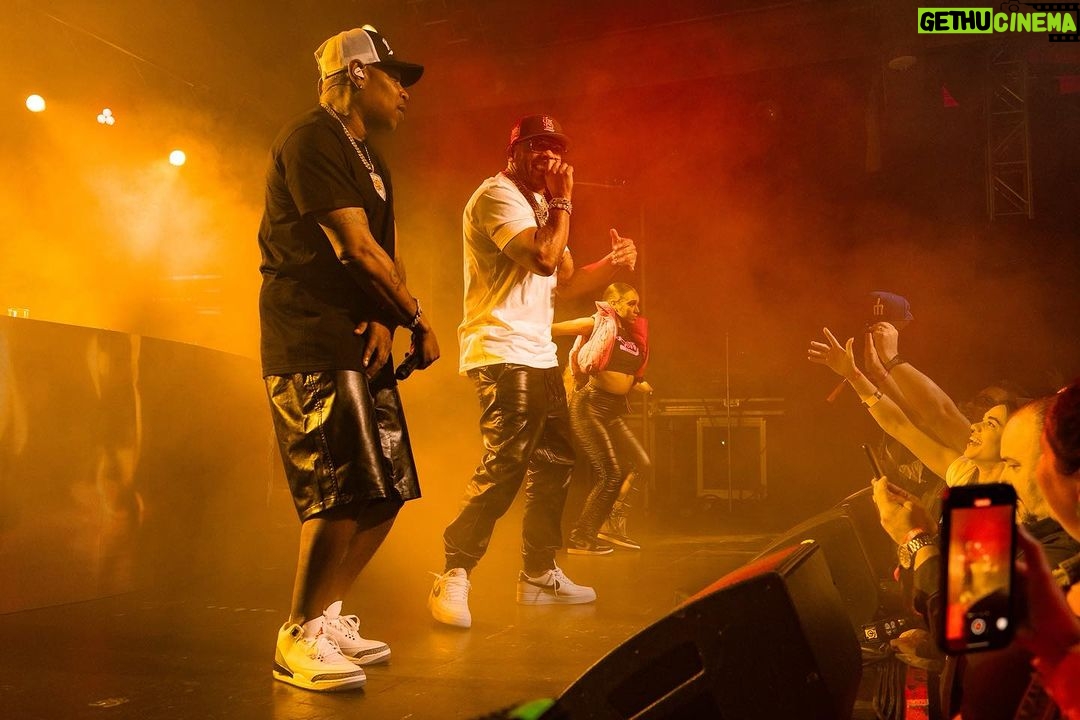 Nelly Instagram - Had a great time helping @tmobile bring Derby After Dark to Seattle Monday night!!! 🔥🔥 ⚾ #tmobilepartner #derrtyyear