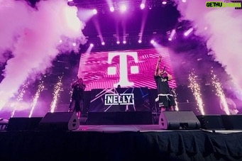 Nelly Instagram - Shoutout to @TMobile!!!! Vegas Baby we was ⬆️⬆️⬆️🔥🔥Thanks for having us #DerrtyEnt #TMobilePartner #WinnersCircle