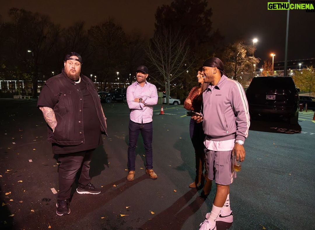 Nelly Instagram - Shoutout to my guy @jellyroll615 & @opry #big98friendsgiving !!! And dont ask what’s in my cup @drinkmoshine