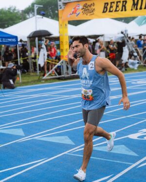 Nev Schulman Instagram - how it started —> how it ended
🍺🔂🍺🔂🍻🔂🍺🔂🏁🤮
@athleticbrewing @the_beer_mile 
📸 by 
@grffn.ii 
@christian_rasmussen_photo
@duffys.lens 
@elvis_a_m 
@daveismedia