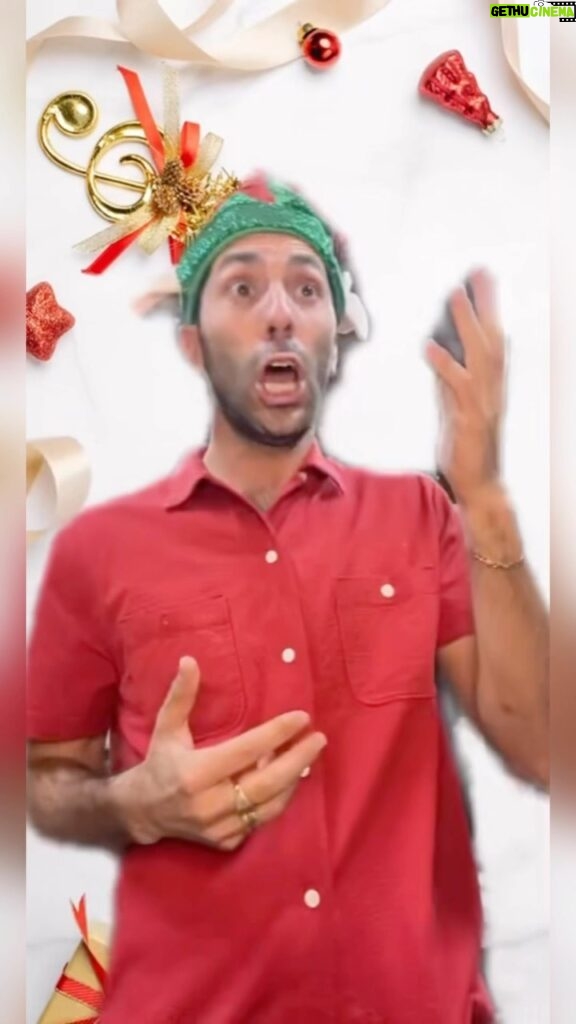 Nev Schulman Instagram - ‘Tis the season for lots of spending…and lots of scams! Keep an eye out for 🚩🚩🚩and Rudolph’s red nose. #happyholidays