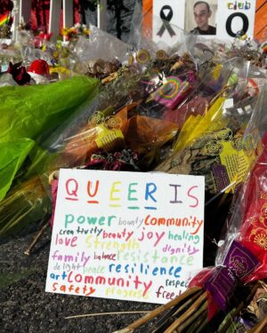 Nev Schulman Instagram - Such unimaginable sadness. Such devastating loss. Such incomprehensible hatred. 
Yet somehow instead of fear, violence or anger, there is only love, community and support here. We have to find a way forward together with compassion and understanding.

#guncontrol #translivesmatter #loveislove #vote