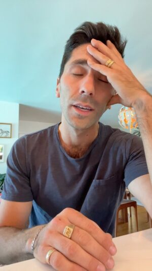 Nev Schulman Instagram - I’m pro-life: WOMENS LIVES.
 
written by @memiorsofamoddler 

#prochoice #roevswade #abortionrights
