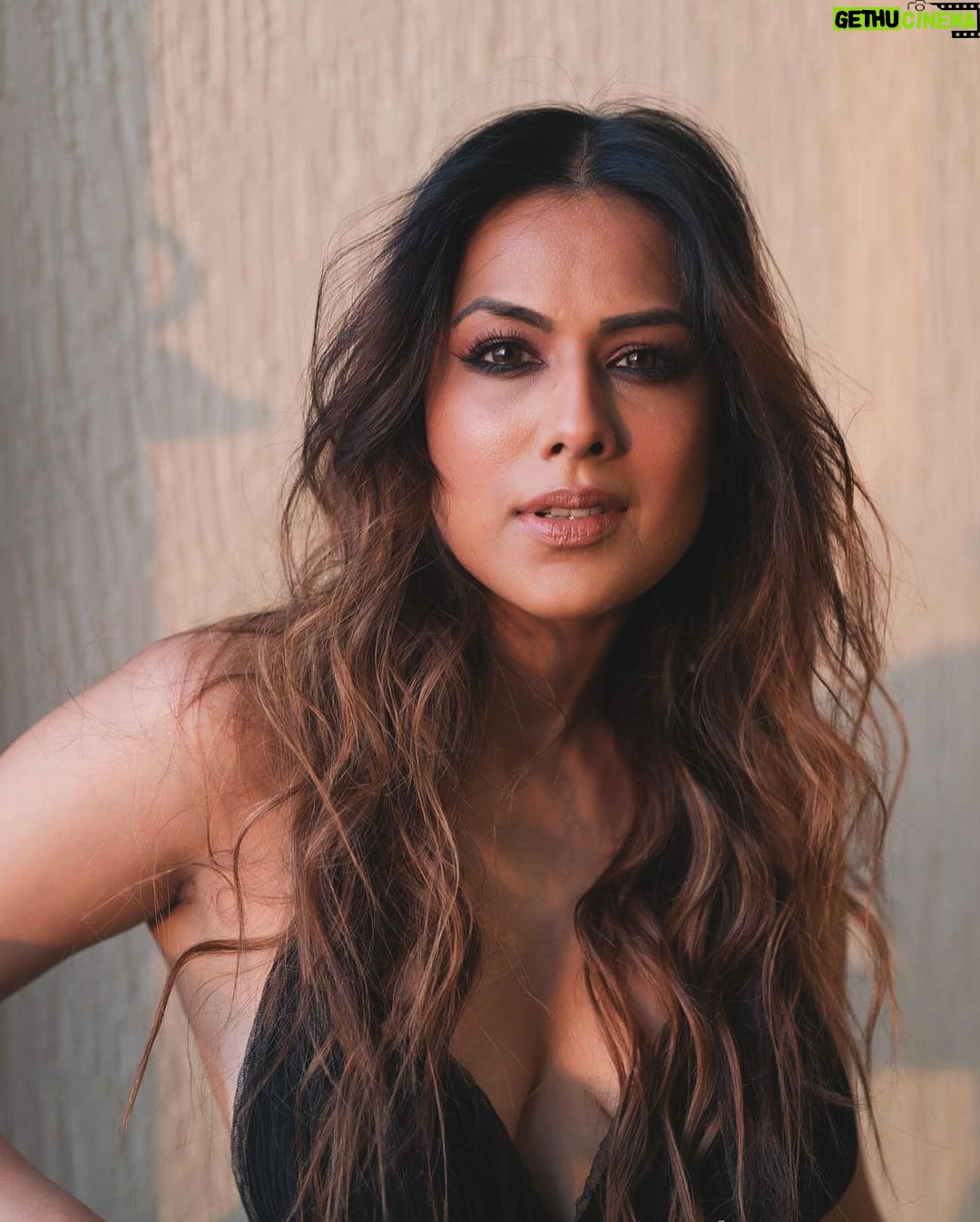 Nia Sharma Instagram - @lights_of_anarda 📸 @arbazshaikh6210