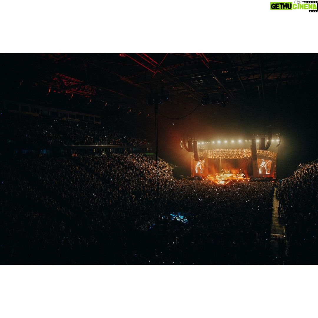 Niall Horan Instagram - Night Ten Manchester AO Arena