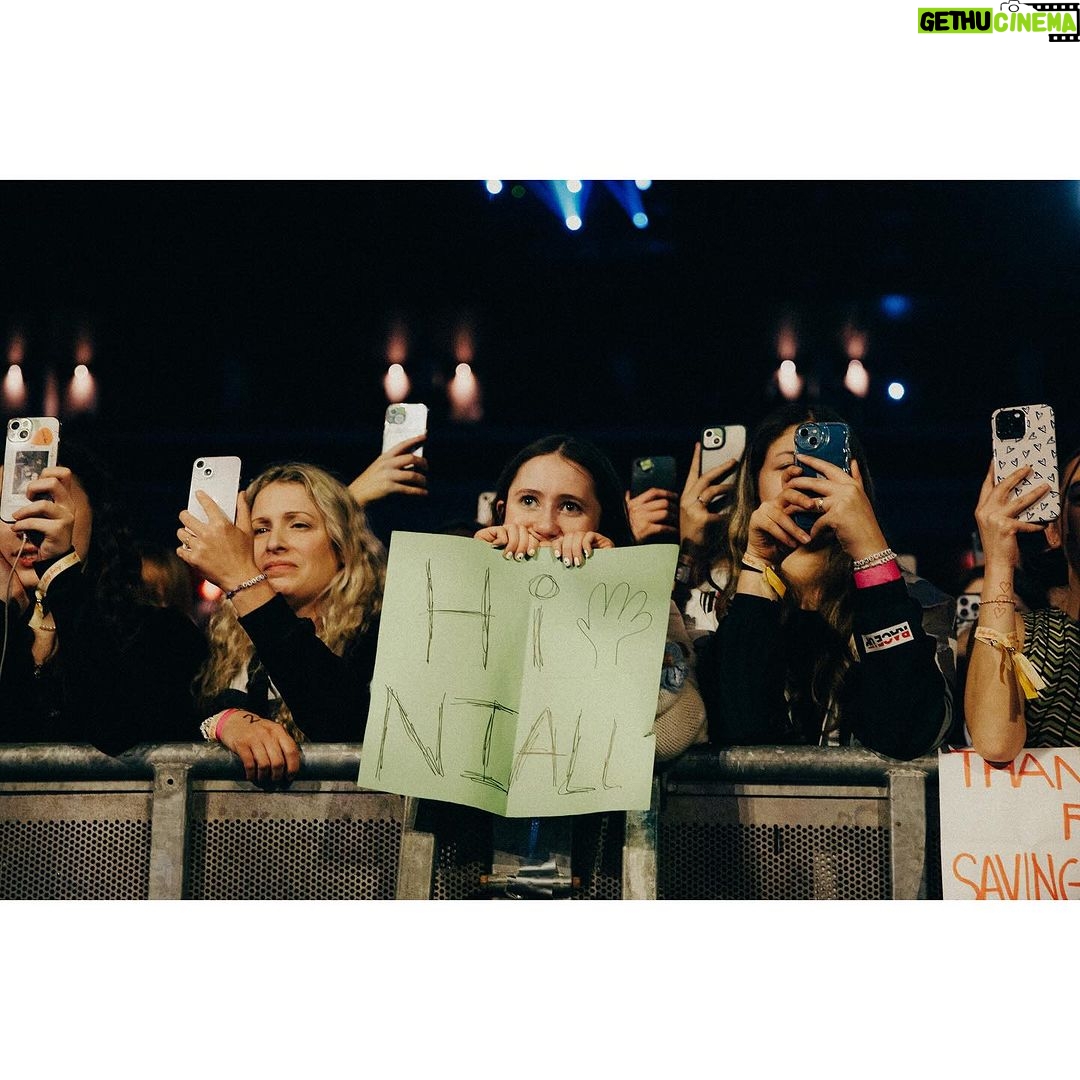 Niall Horan Instagram - Night Nine Cardiff Utilita Arena Cardiff
