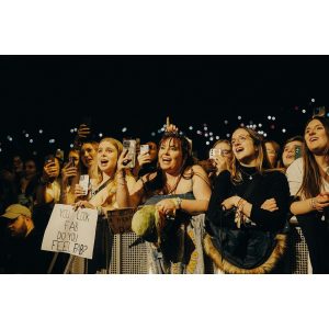 Niall Horan Instagram - Night Six Birmingham Resorts World Arena
