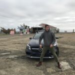 Nick Robinson Instagram - Did a photoshoot in the desert and didn't know what to do with my hands, but did find some flavored almonds. Thank u @mercedesbenzusa #MBAmbassador Tacos La Bonita