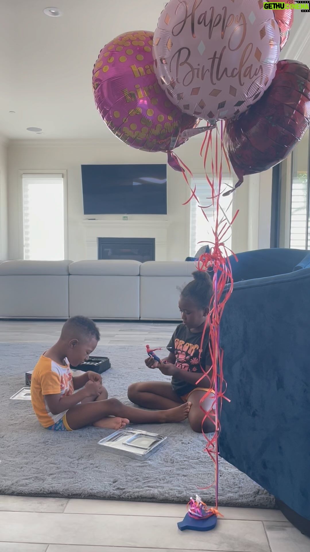 Nick Young - 19.3K Likes - This lil dude is wild 😂😂😂😂 Nyce I guess he had fun on his bday yesterday 😂😂