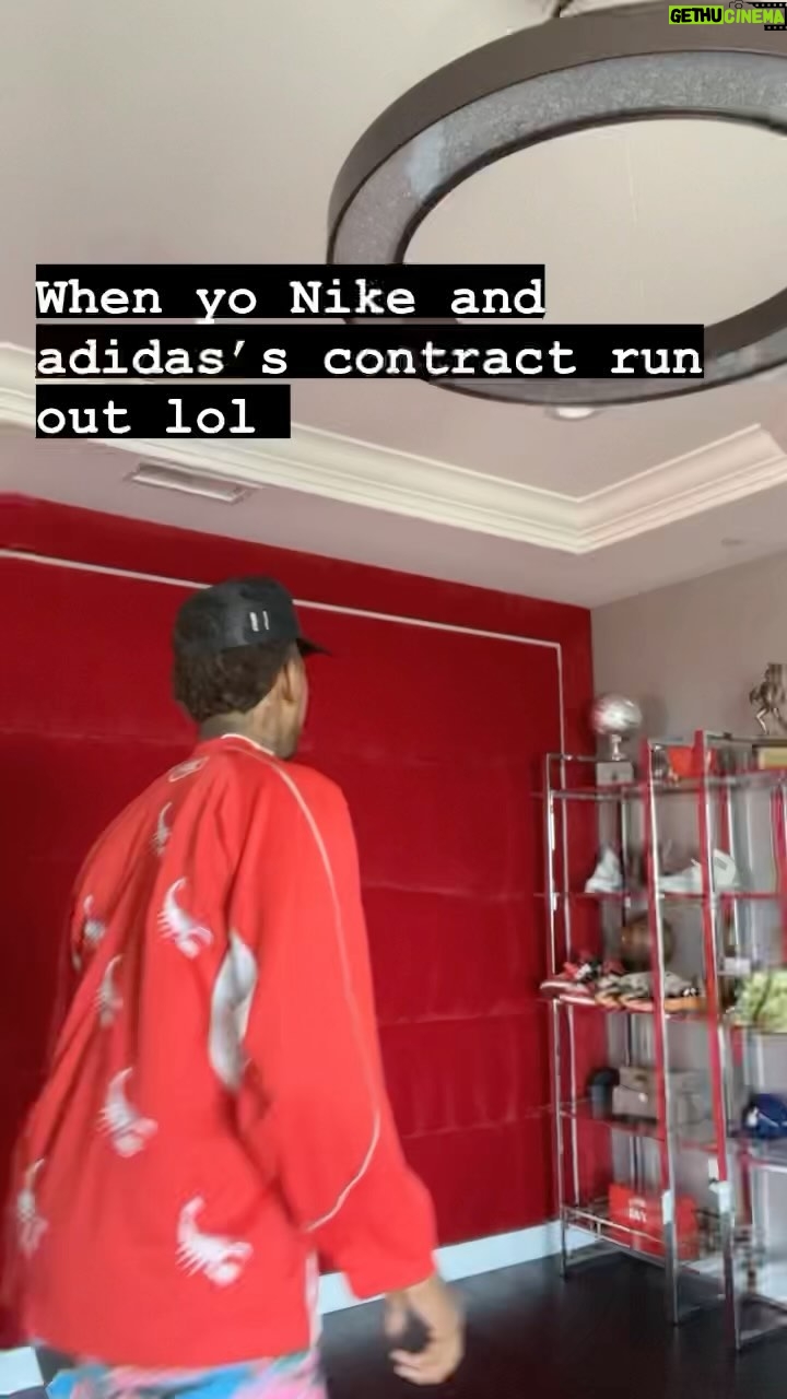 Nick Young - 39.9K Likes - When yo shoe deal is up you gotta do what you gotta do 😂😂😂😂