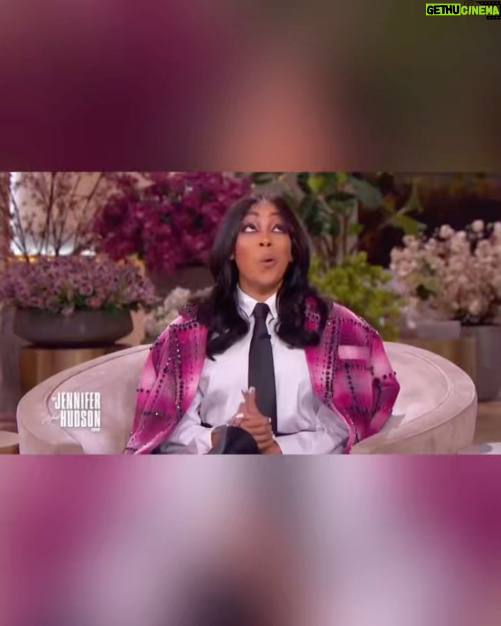 Nicki Minaj Instagram - I’ve said many times, this woman has been one of my biggest inspirations since I was in Junior H.S. 🎀 The iconic, trendsetting, Miss Thang herself- hits on hits on hits ✨ QUEEN @monicadenise will be one of the incredible artists accompanying me on the US dates of the #PinkFriday2 #GagCity Tour 🎀 NickiMinajOfficial.com