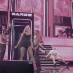 Nicki Minaj Instagram - #LasVegas I can’t thank you enough. Another sold out ARENA. y’all showed UP & showed OUT!!!!!! - more designers have come to #GAGCity!!!! 😀🫶🏽💕🎀✈️ Thank you for these gorgeous pieces. 🎀😘 they are tagged in each video. Doing another post right after this 😉🫶🏽😘 LOVE YOU 🛸