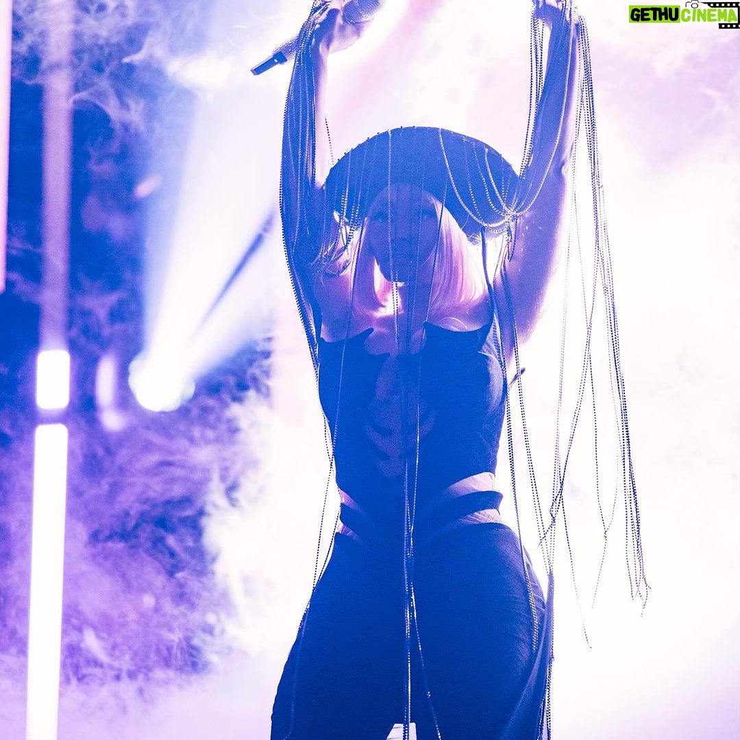 Nicki Minaj Instagram - 📸 @grizzleearts Denver Denver, Colorado
