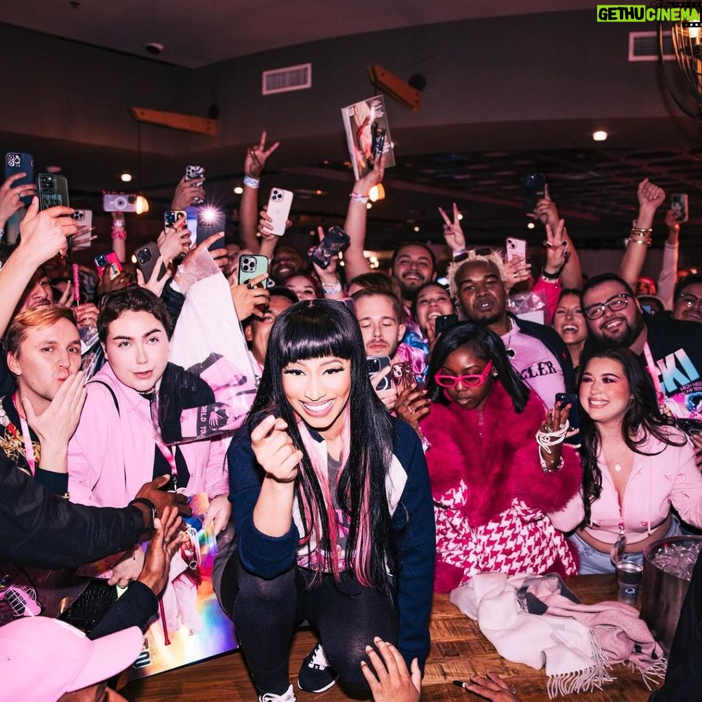 Nicki Minaj Instagram - 📸 @grizzleearts Denver Denver, Colorado