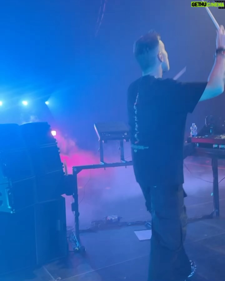 Nicky Romero Instagram - @nickyromero presented his brand new concept "Nightvision" with unique visual experiences and multiple instruments played by himself! Which video is your favourite? 🤯 1. Toulouse - Nicky Romero 2. Chapters - @nickyromero on drums, @gideonluciana on vocals 3. Give In - @nickyromero on synths, @itsdarlajade on vocals 4. For The People 5. Piano Intro by Nicky Romero 6. Skin On Skin - @itsdarlajade on vocals AFAS Live