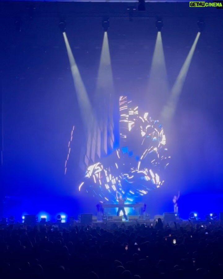 Nicky Romero Instagram - @nickyromero presented his brand new concept "Nightvision" with unique visual experiences and multiple instruments played by himself! Which video is your favourite? 🤯 1. Toulouse - Nicky Romero 2. Chapters - @nickyromero on drums, @gideonluciana on vocals 3. Give In - @nickyromero on synths, @itsdarlajade on vocals 4. For The People 5. Piano Intro by Nicky Romero 6. Skin On Skin - @itsdarlajade on vocals AFAS Live