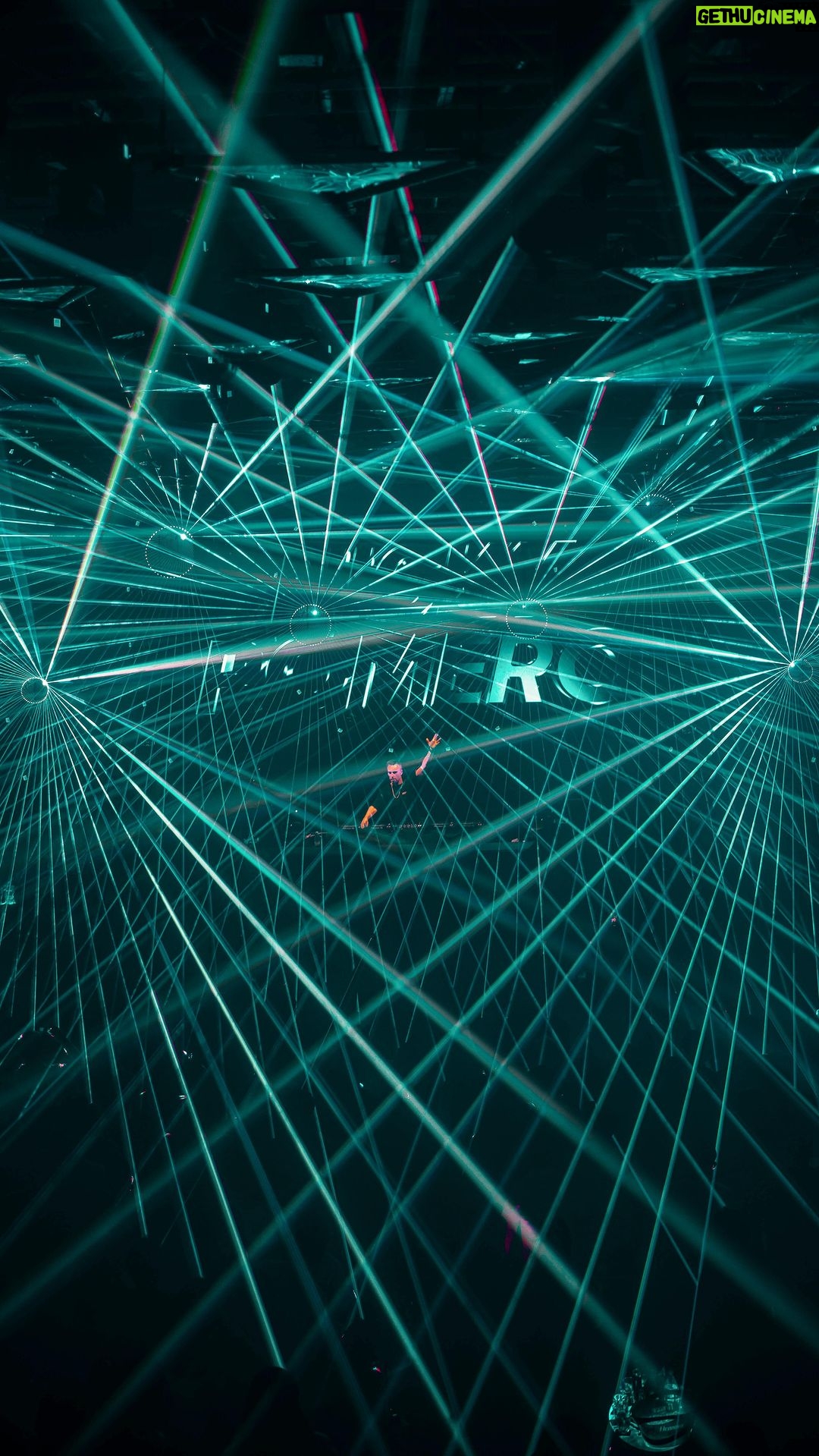 Nicky Romero Instagram - Rate this unfinished song 0-10 🤯