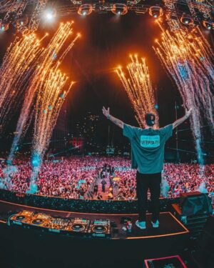 Nicky Romero Instagram - ULTRA BRAZIL ❤️ MUITO OBRIGADO 🇧🇷 What is your favorite drop? 1,2,3,4 or 5