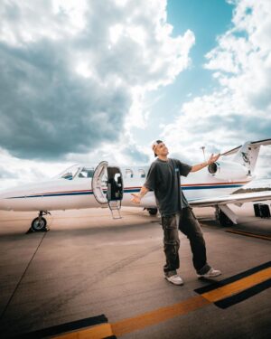 Nicky Romero Instagram - Who is ready for Hardwell x Nicky Romero? The last time we did a track together is more than 10 years ago and we are back 💫 photodump incoming 🇩🇪 & 🇵🇱