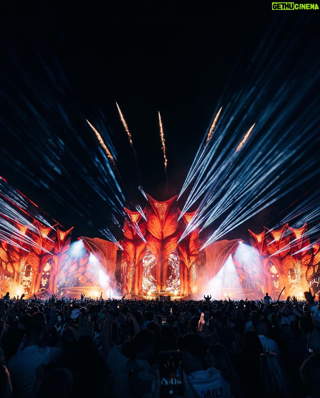 Nicky Romero Instagram - Festivalseason is here! 😍 @freshtival & @7thsunday thank you for an amazing weekend in my home country! 🇳🇱 What is your fav drop? Netherlands