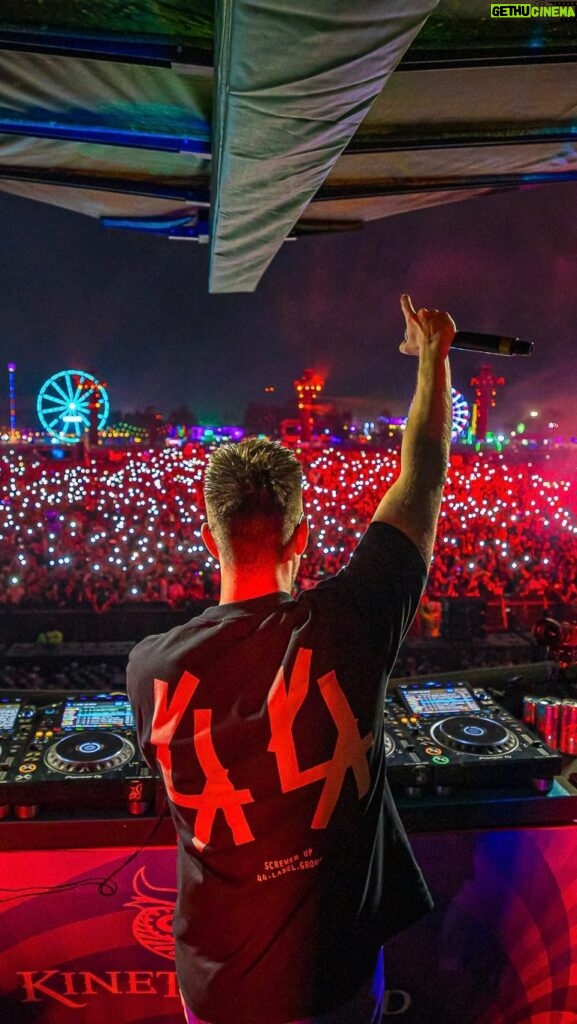 Nicky Romero Instagram - When I premiered my new track in front of 60k people in Mexico. 🤯 All Night Long is OUT NOW!