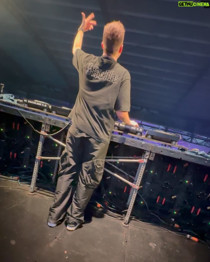 Nicky Romero Instagram - Costa Rica eres mi familia 🇨🇷❤️