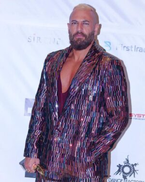 Nicolas Mouawad Instagram - Thank you for all the Love 💛

Dressed by my dear friend @georgeshobeika 💫

#nicolasmouawad #beirut #lebanon #cairo #egypt #actor #acting
#نيقولا_معوض #بيروت #لبنان #القاهرة #مصر