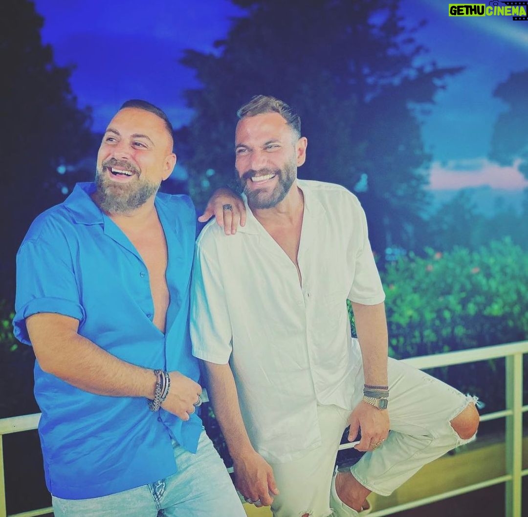 Nicola Mouawad Instagram - To what you wrote and more.. To God always keeping us this close and To us always reckoning who we ve been, who we are and who we will always be to each other and to each other s family ๐ #18 #years #brothers . #brotherhood #life #family #nicolasmouawad #beirut #lebanon #cairo #egypt #actor #acting โ#ูููููุง_ู
ุนูุถ #ุจูุฑูุช #ูุจูุงู #ุงููุงูุฑุฉ #ู
ุตุฑ