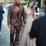 Nicola Mouawad Instagram - some #real #paparazzi #shots by @sentido.photography 💛 @georgeshobeika my suit 💫 @hassidrissofficial her dress styled by @islam.mitwally 🌟 #nicolasmouawad #beirut #lebanon #cairo #egypt #actor #acting #نيقولا_معوض #بيروت #لبنان #القاهرة #مصر