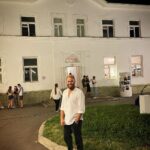 Nicola Mouawad Instagram - watching some acting on my days off from acting 🎭 The best thing about every city: getting to watch its local #theatre and #Almaty #kazakhstan just impressed me. I fell on this amazing culture & art Center “House 36” and I m in love 💛 Scroll for a #beautiful #tour 📸 #nicolasmouawad #beirut #lebanon #cairo #egypt #actor #acting #نيقولا_معوض #بيروت #لبنان #القاهرة #مصر Almaty, Kazakhstan