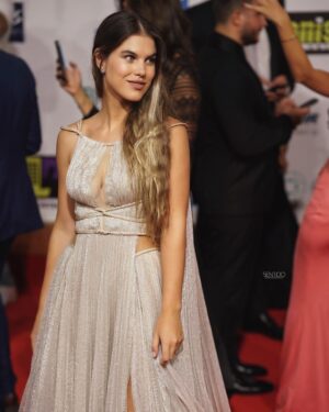 Nicolas Mouawad Instagram - some #real #paparazzi #shots by @sentido.photography 💛

@georgeshobeika my suit 💫
@hassidrissofficial her dress styled by @islam.mitwally 🌟

#nicolasmouawad #beirut #lebanon #cairo #egypt #actor #acting
#نيقولا_معوض #بيروت #لبنان #القاهرة #مصر