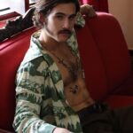 Nicolas Prattes Instagram - Um passo depois do Outro, Cheguei. Rio Connection já tá no @globoplay 🌹