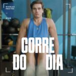 Nicolas Prattes Instagram - Vocês sabem que minha rotina é uma correria, né? Por isso tenho como meu aliado o Rexona Clinical com 3x mais controle de odor e proteção, que não me abandona nesses corres do dia a dia. @rexonabrasil ! Boraaaa! #RexonaClinical #DesafieO3xtremo #publi