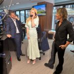 Nicole Kidman Instagram - Honored to be out on the trading floor at @CFReliefFund’s #CharityDay2023 in support of @IATSE & @MPTF, and the Breast Cancer Research Center at @VUMC_Cancer 💙