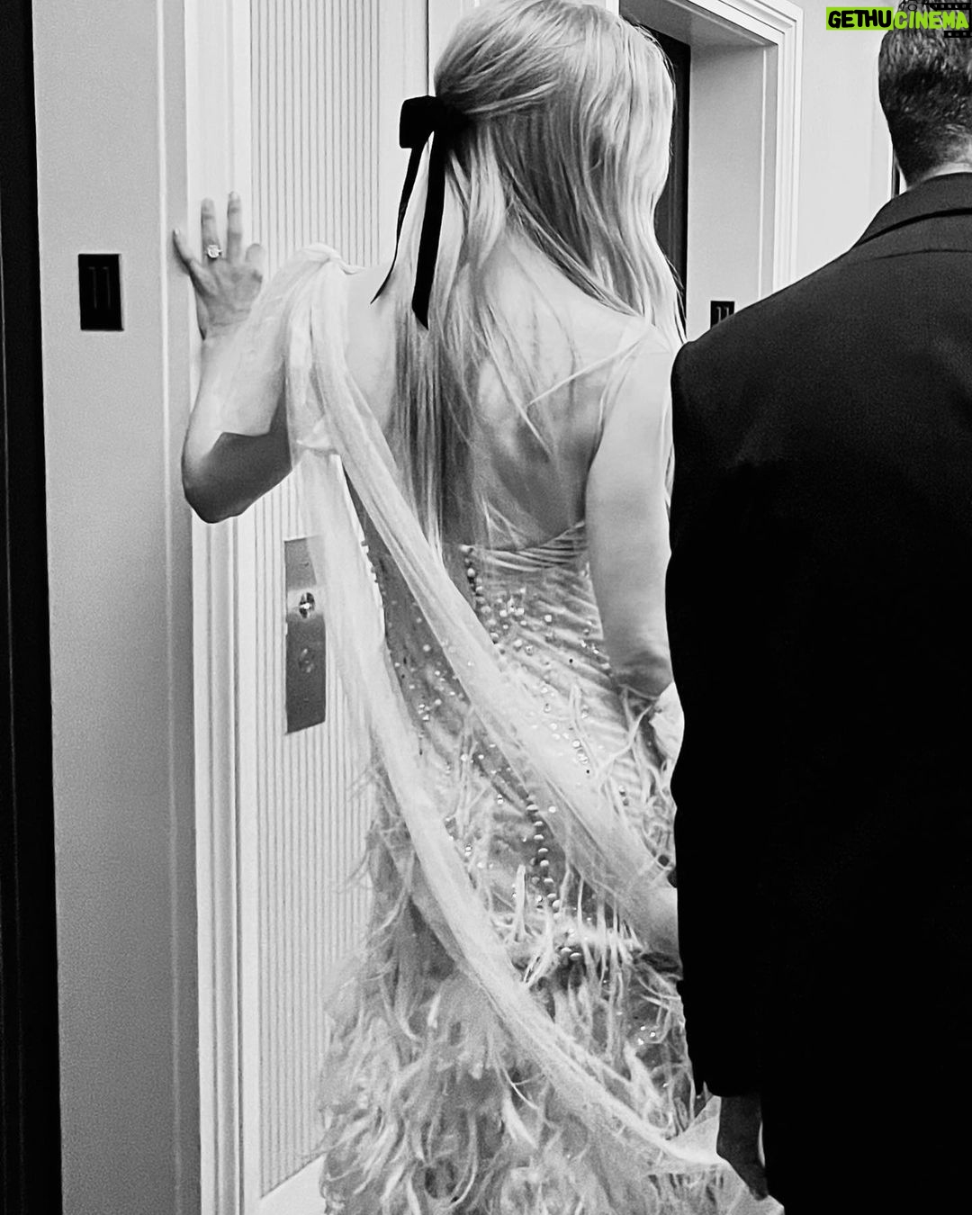 Nicole Kidman Instagram - Thank you for the memories ✨#MetGala #KarlLargerfeld The Metropolitan Museum of Art, New York