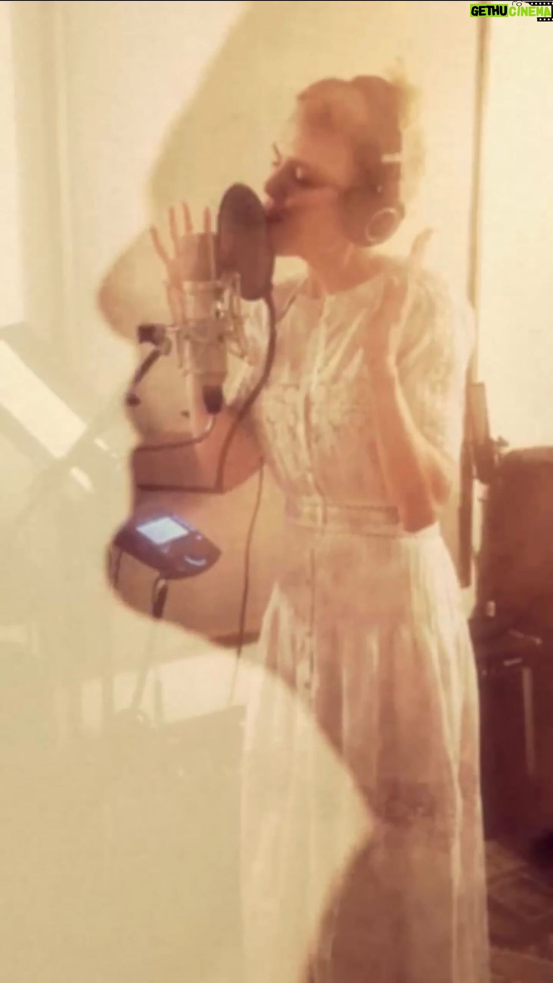 Nicole Kidman Instagram - Thank you darling @TheRealLukeEvans for asking me to be a part of this duet! 🥰🎶 Listen to “Say Something” from his gorgeous new album #ASongForYou at the link in my bio xx