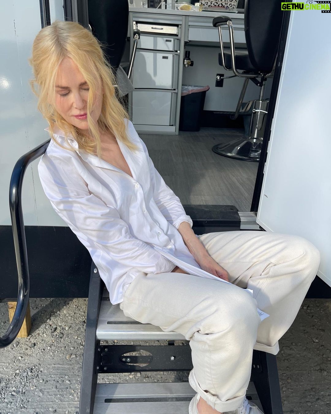 Nicole Kidman Instagram - Naptime on set ❤️
