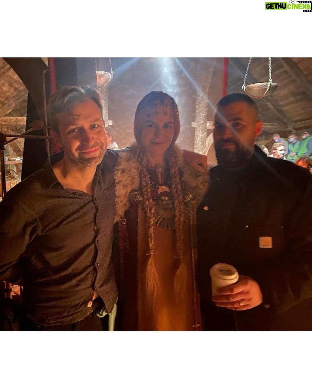 Nicole Kidman Instagram - Celebrating #TheNorthman digital release with a special behind-the-scenes look ❄️