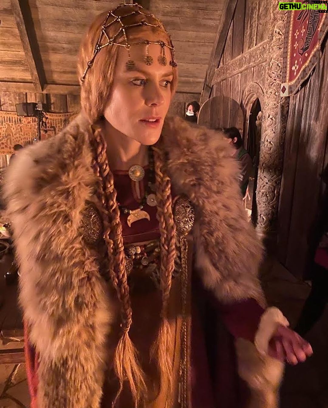 Nicole Kidman Instagram - Celebrating #TheNorthman digital release with a special behind-the-scenes look ❄️
