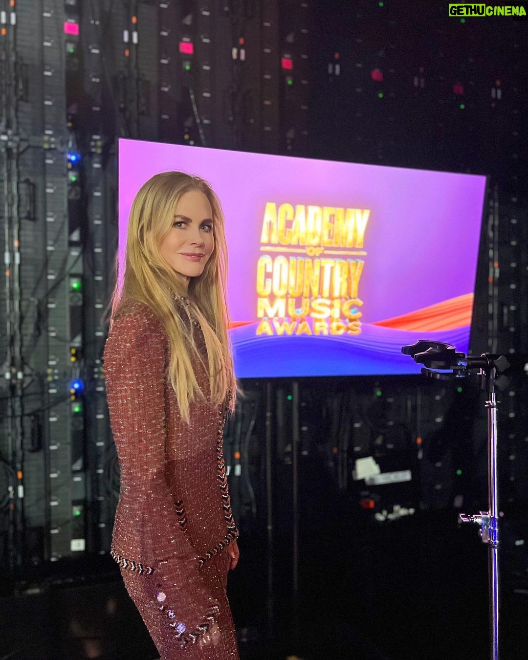 Nicole Kidman Instagram - Great night last night at the #ACMAwards ❤️🔥🎶 Thanks for having us! Ford Center at the Star