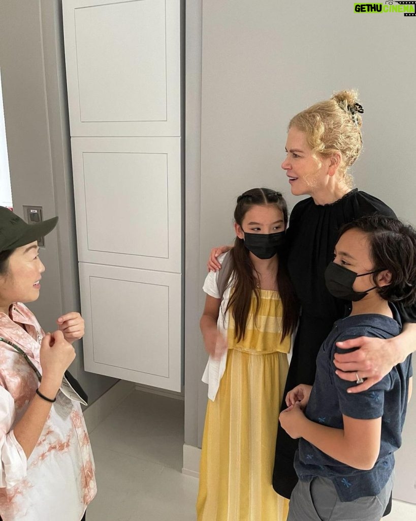 Nicole Kidman Instagram - #Expats Finale is now streaming on @PrimeVideo. Thank you to our brilliant cast and crew, and to our extraordinarily talented director @ThumbeLulu and @JaniceYKLee for sharing your story with us all - and too all of you for watching ❤️ ❤️