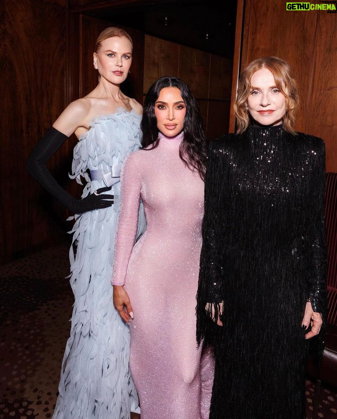 Nicole Kidman Instagram - Gorgeous Night 💙 #CaringForWomen So happy to be a part of it! New York, New York