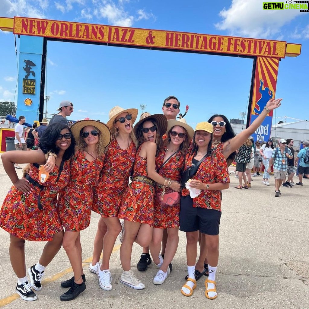 Nicole Richie Instagram - 1000 degrees. Level 10 energy. And 7 matching crawfish mini dresses. We really DID IT. #Jazzfest 🎷 New Orleans, Louisiana