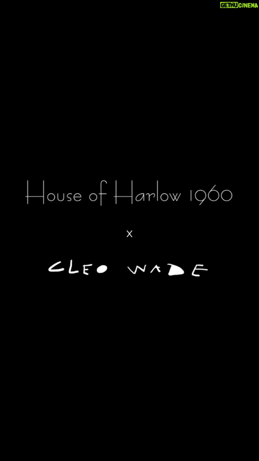 Nicole Richie Instagram - Counting the seconds @cleowade @houseofharlow1960 💎🔮