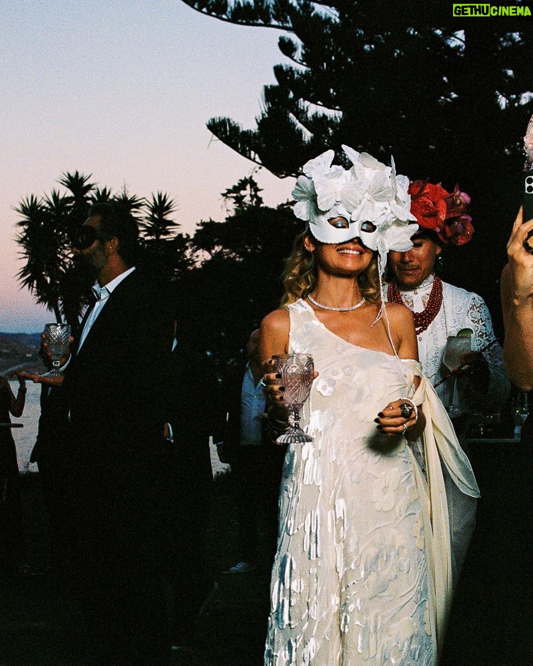 Nicole Richie Instagram - The moment October arrives