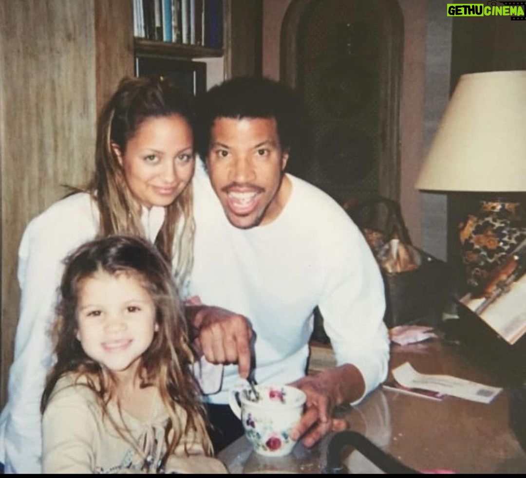Nicole Richie - 282.5K Likes - Been loving you since day 1. Happy Birthday @sofiarichie π΅π½