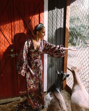 Nicole Richie Instagram - Ready to clap, bounce, drop, & compost? 
NIKKI FRE$H is now on @therokuchannel because sex sells and so does gardening 🐝🍆🥦🌶🎤🍷