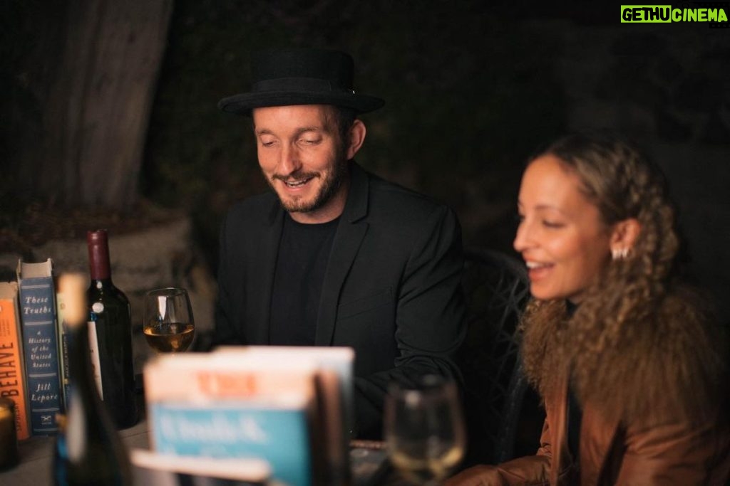 Nicole Richie Instagram - We were originally supposed to do this interview at @vromansbookstore amongst friends and fellow readers. But we made it work live-streaming from the backyard, our pod of 2, surrounded by our favorite books, and we made the wine bottles our friends. Congratulations on your new book @jedidiahjenkins! #LikeStreamsToTheOcean