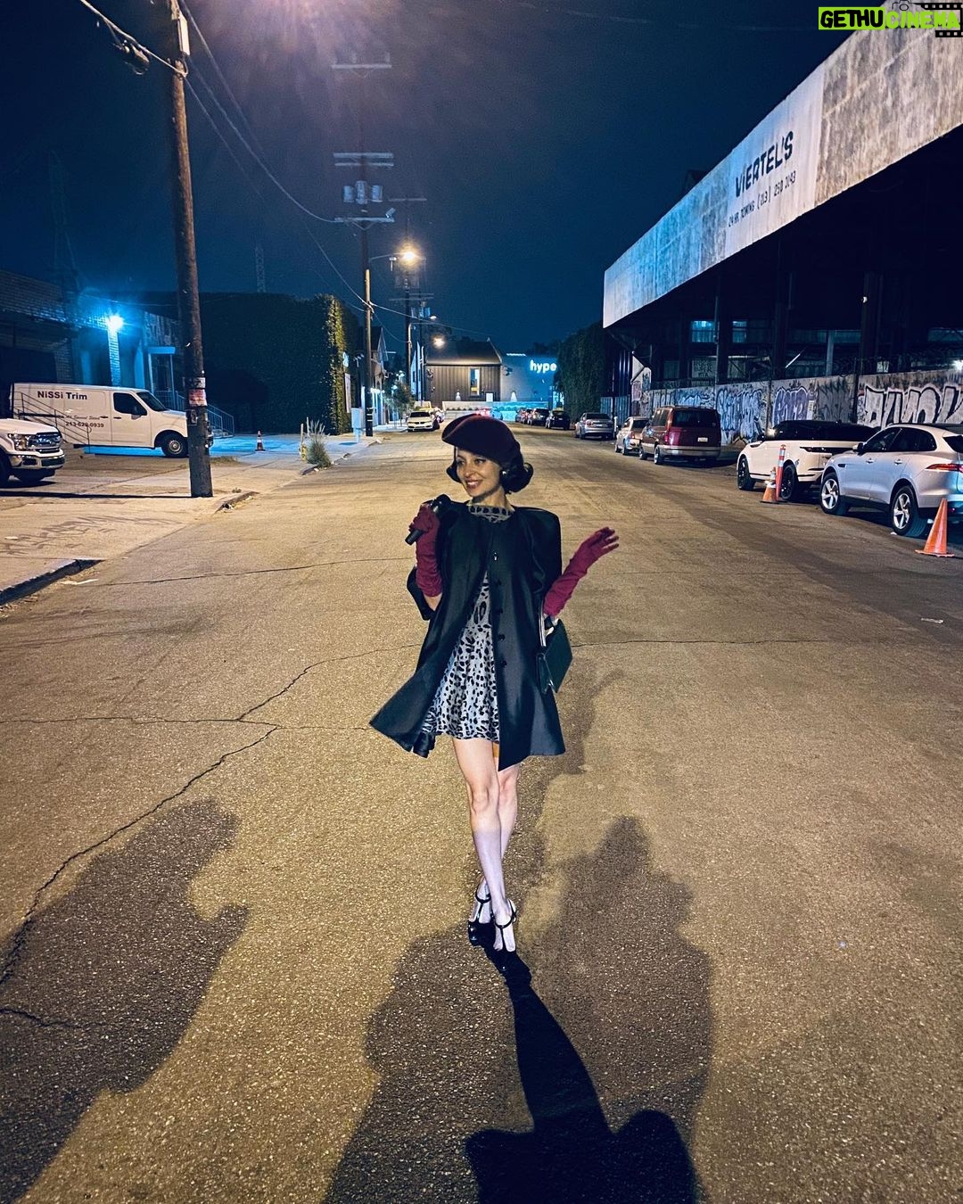Nicole Richie Instagram - Hope everyone’s having a ⭐️MARVELOUS⭐️ Halloween