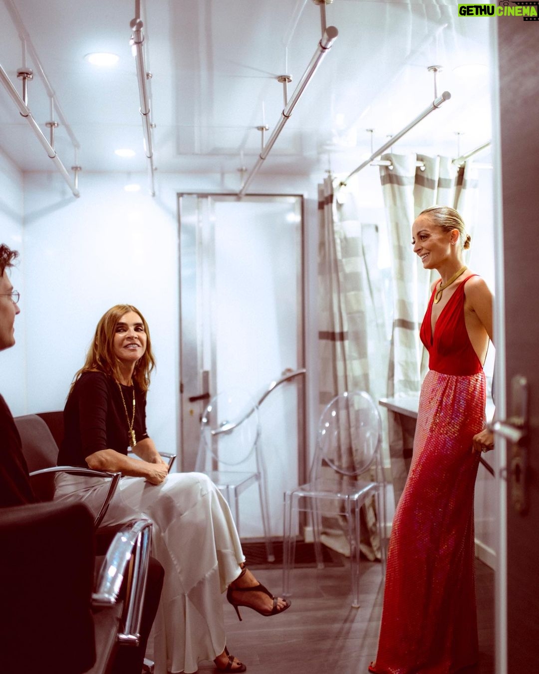 Nicole Richie Instagram - It all started here. @makingthecuttv is finally here and premiering TODAY on @amazonprimevideo 💋 Tour Eiffel